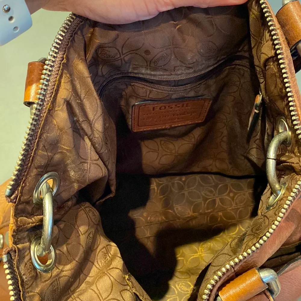 Fossil Brown Leather Tote with Key Charm - Picture 3 of 5